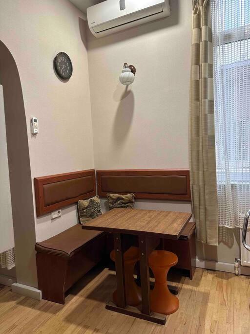 Уютная Квартирка В Центре Тбилиси! Tiflis Exterior foto